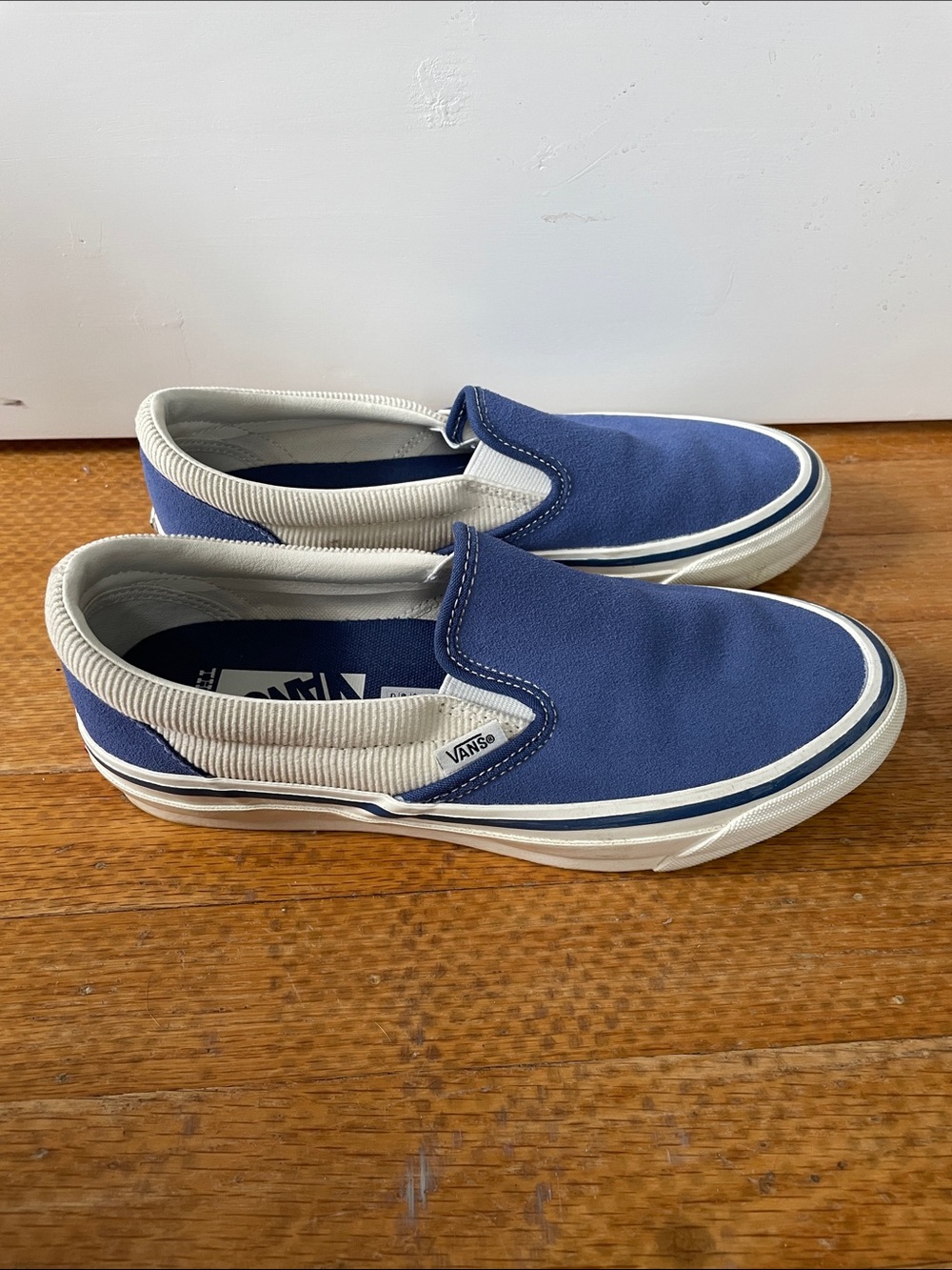 RARE Vans x Thalia Surf Slip-On Canvas Loafers in Blue canvas & Cordouroy Cream